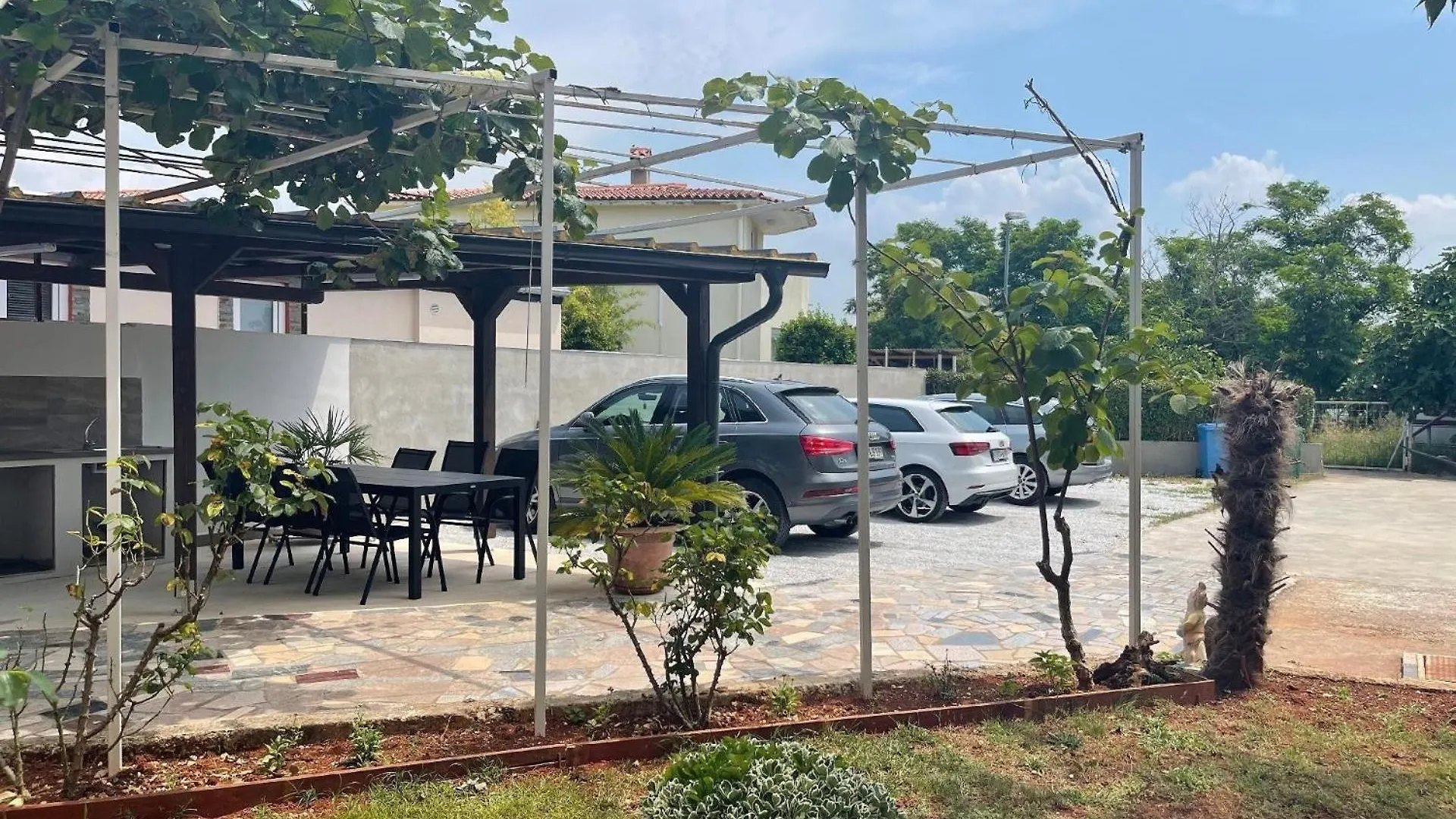 Ferienwohnung In Fazana Mit Garten Und Terrasse Chorwacja